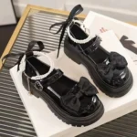 Scarpa Kawaii con Catena di Perle e Cuore
